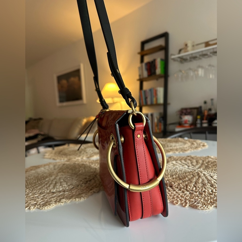 Chloè Roy Patent Leather Crossbody Bag - Picture 3 of 7